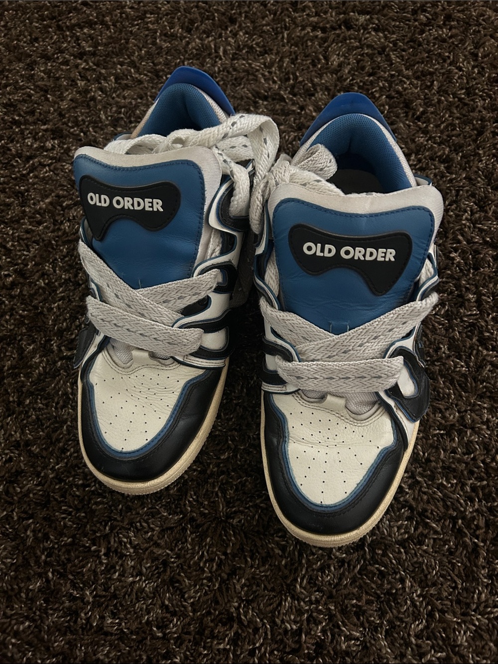 Men's Blue and White Casual Sneakers